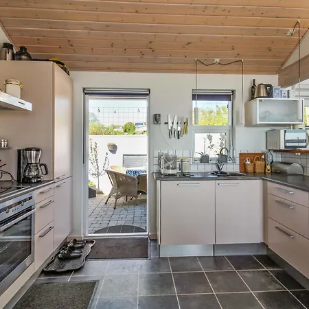 Grim - 5m From The Sea By Interhome *